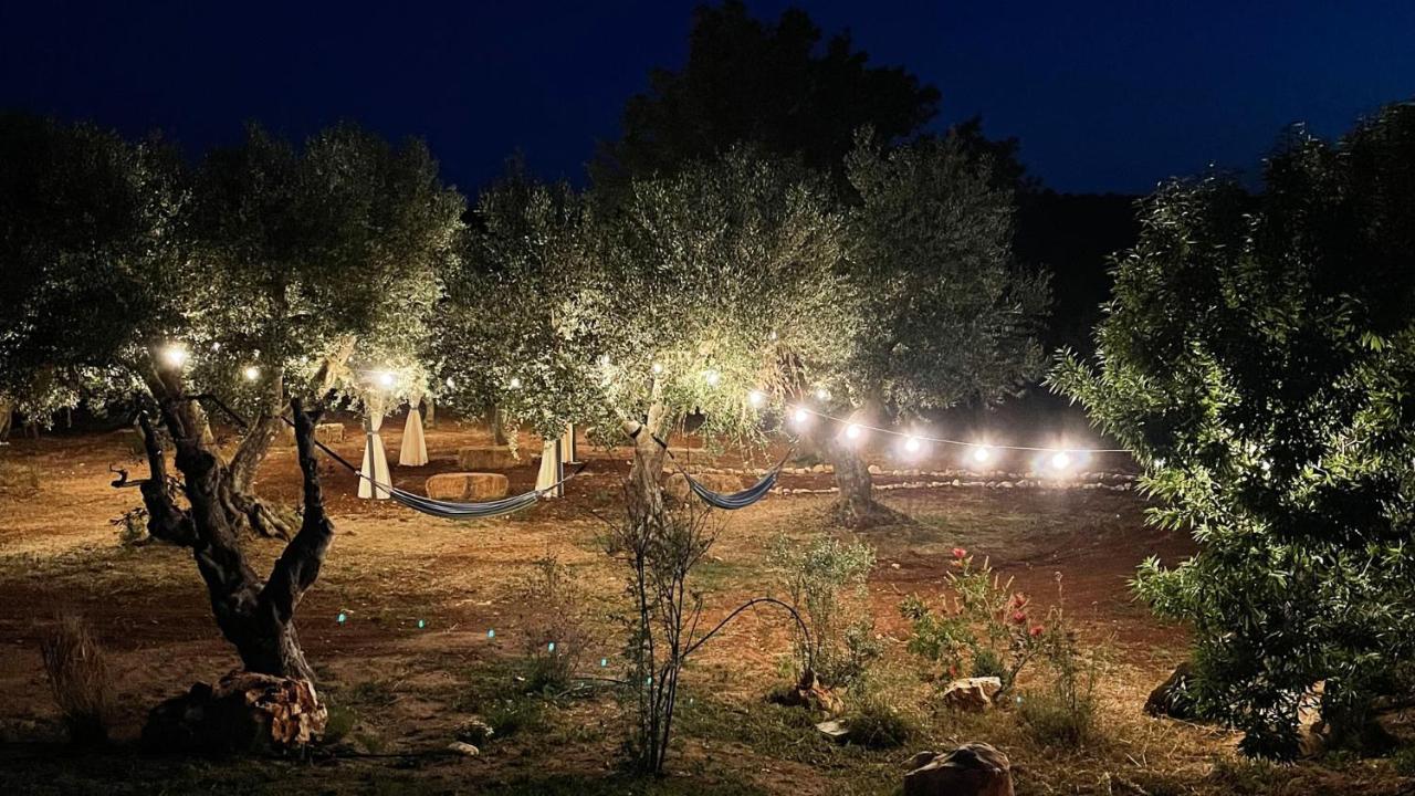 오스투니 Petranima Wellness In Trulli B&B 외부 사진