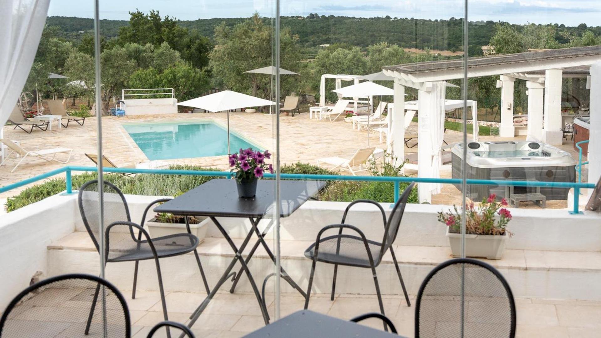 오스투니 Petranima Wellness In Trulli B&B 외부 사진