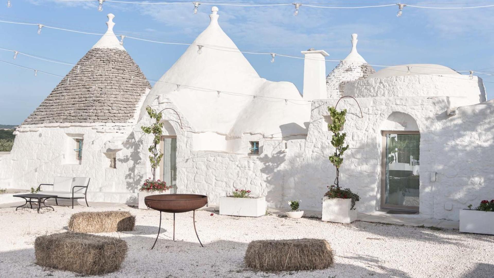 오스투니 Petranima Wellness In Trulli B&B 외부 사진